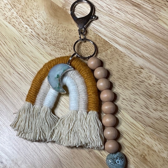 🌛Silver Keychain/Purse Clip with Macrame, Moon Charm & Wood Beads - Picture 1 of 6